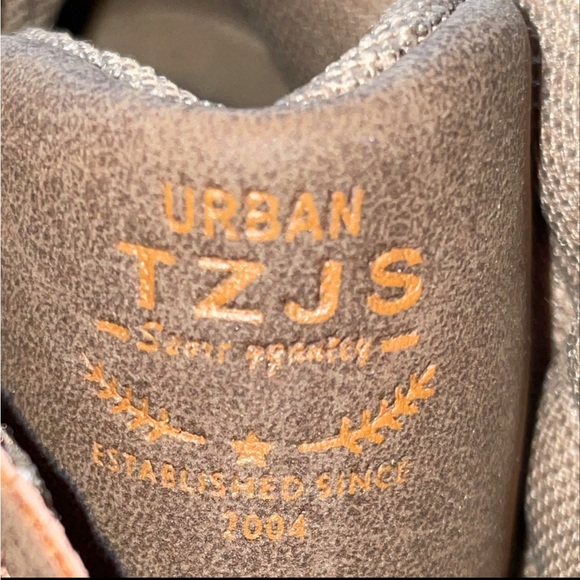 TZJS Kids' Hiking Work Boots for Boys Girls, Waterproof - Picture 5 of 6